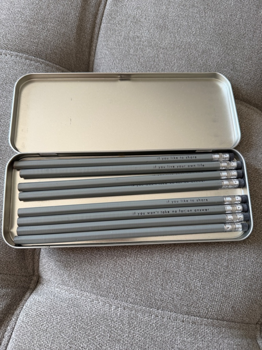 Calvin Klein silver CK One rectangular tin - Picture 3 of 5